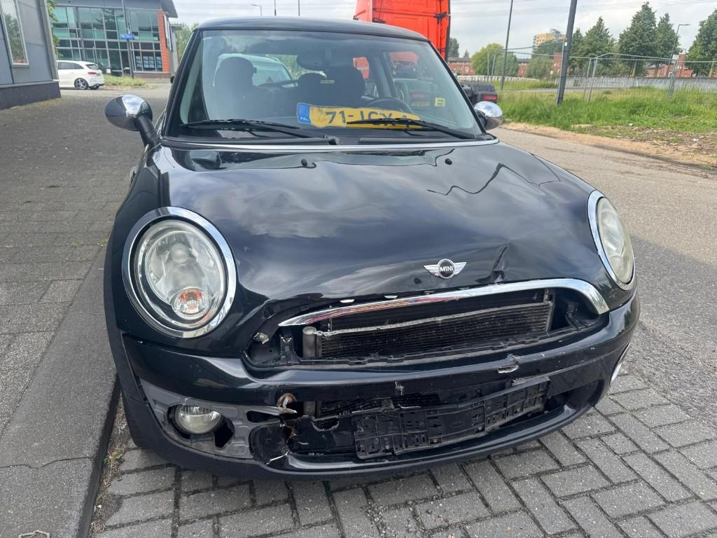 Mini 1.6 16V Cooper 88KW 2009 Zwart, Auto's, Voorwielaandrijving, Stof, 750 kg, 4 cilinders