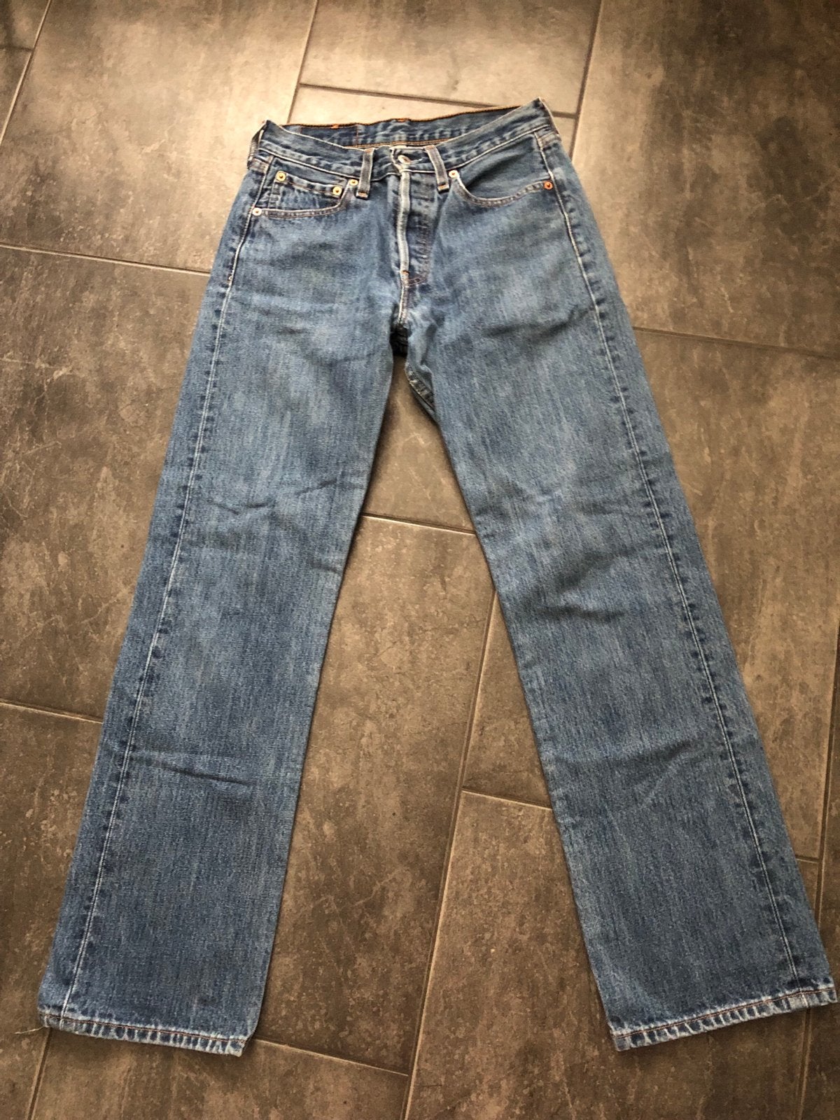 Levi's 501 spijkerbroek W27 L30 winter tip!, Ophalen of Verzenden, Zo goed als nieuw, Blauw, W27 (confectie 34) of kleiner