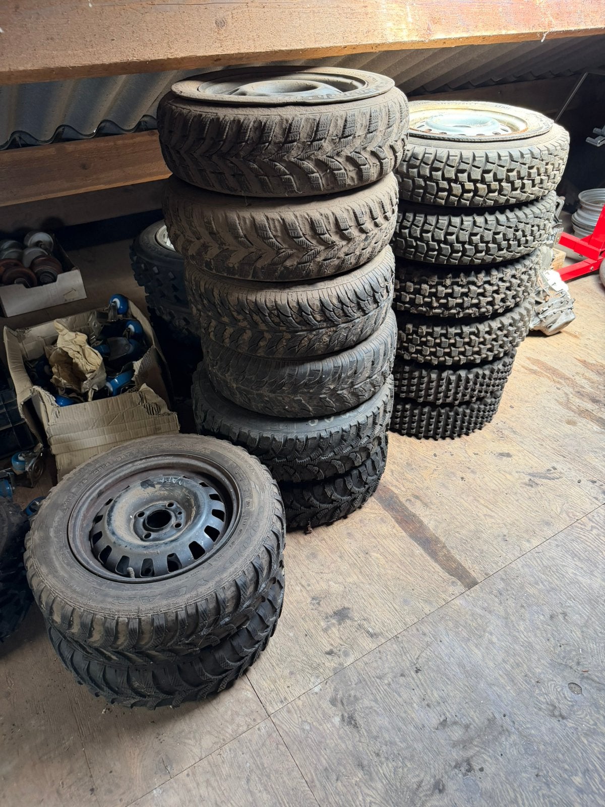 Meerdere autocrossbanden, Ophalen