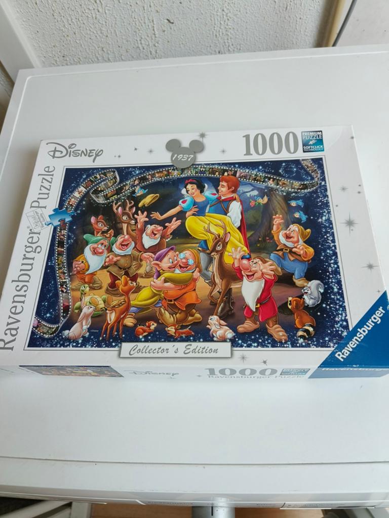 Disney Sneeuwwitje puzzel Ravensburger 1000 stukjes, Ophalen of Verzenden, 500 t/m 1500 stukjes, Zo goed als nieuw