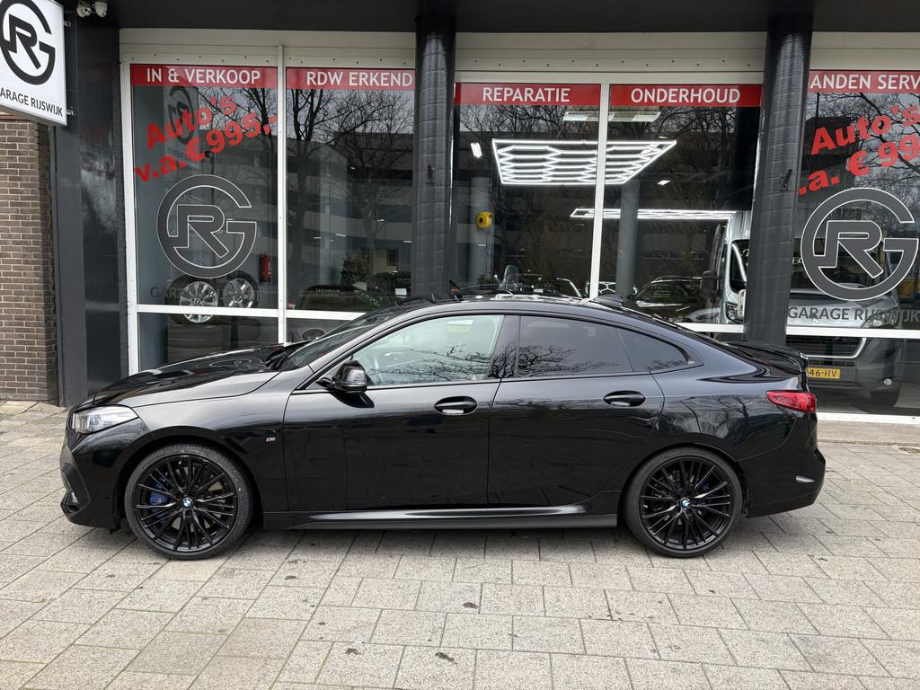 BMW 2 Serie Gran Coupé 218i High Executive Super goed onder, Gebruikt, 1350 kg, Automatische klimaatregeling, Zwart