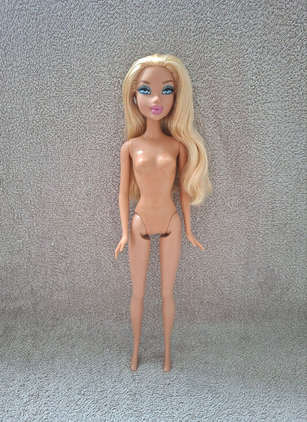 My Scene Kennedy Totally Charmed Doll, Ophalen of Verzenden, Zo goed als nieuw, Fashion Doll