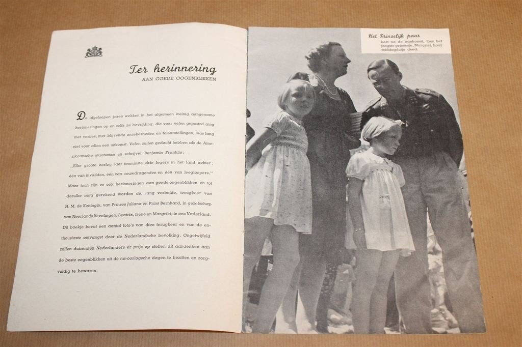 Terug in het Vaderland — Koninklijk Huis 1945, Gebruikt, -, -, Ophalen of Verzenden