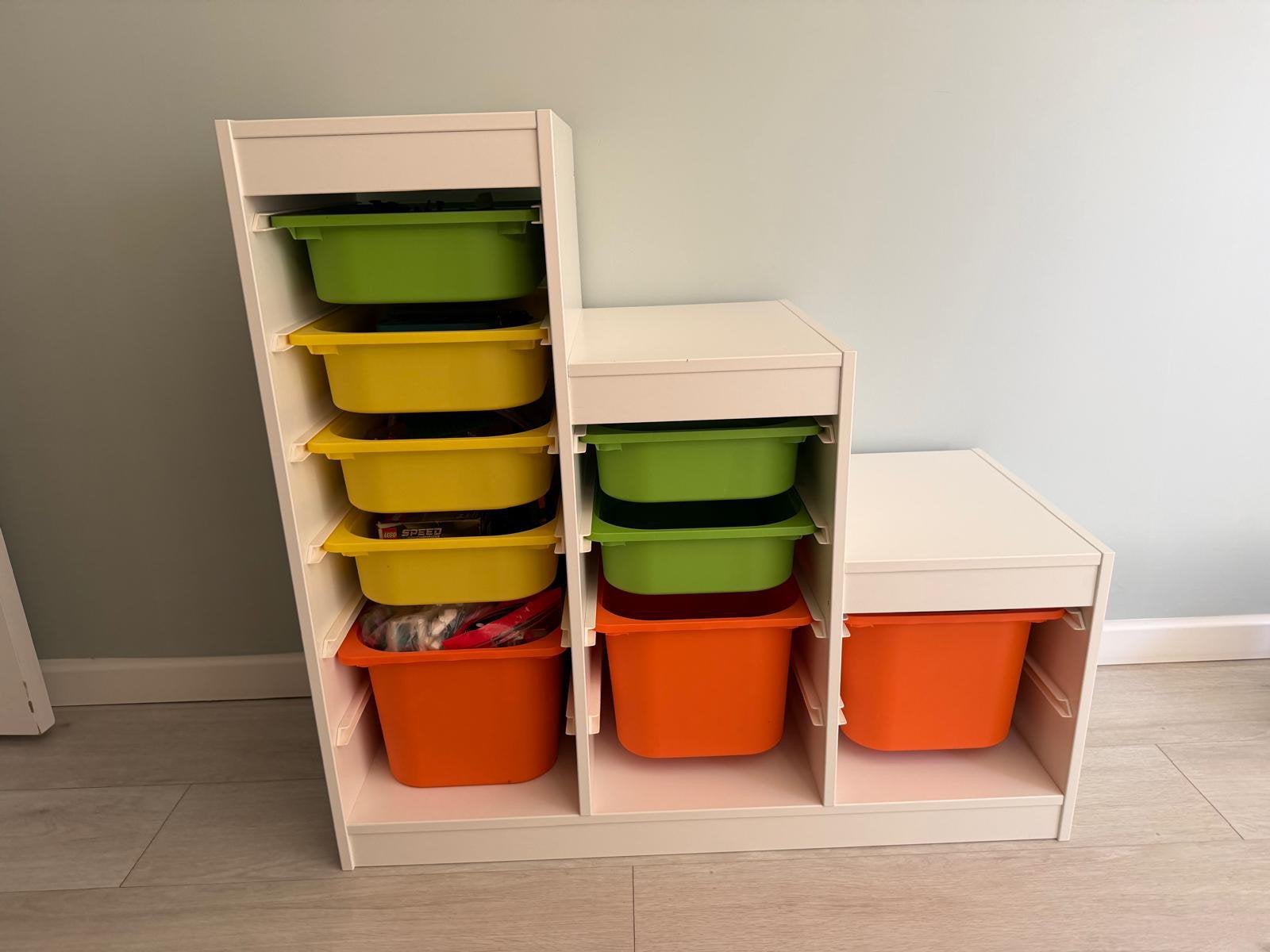 IKEA TROFAST kast met gekleurde bakken – compleet, Ophalen, Kunststof, 50 tot 100 cm, Zo goed als nieuw