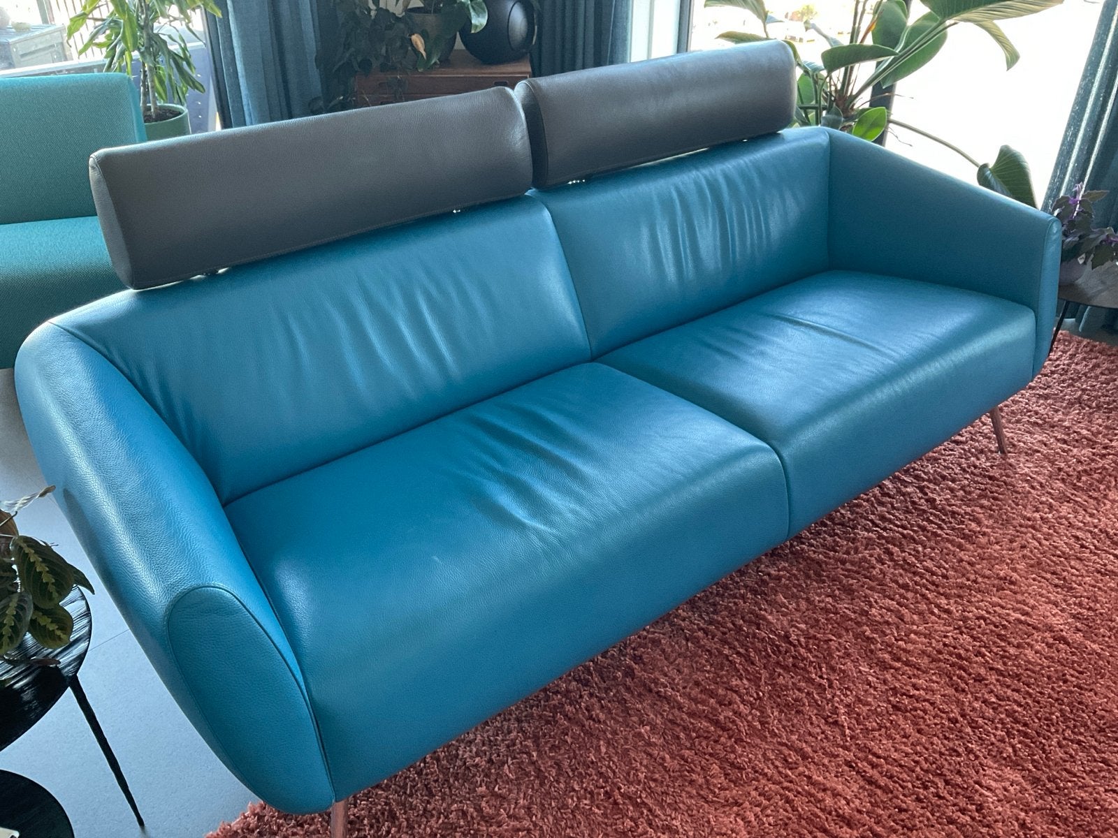 Leolux Marabeau. 3-zits bank in blauw leer met hoofdsteunen, Ophalen, Gebruikt, Tweepersoons, Rechte bank
