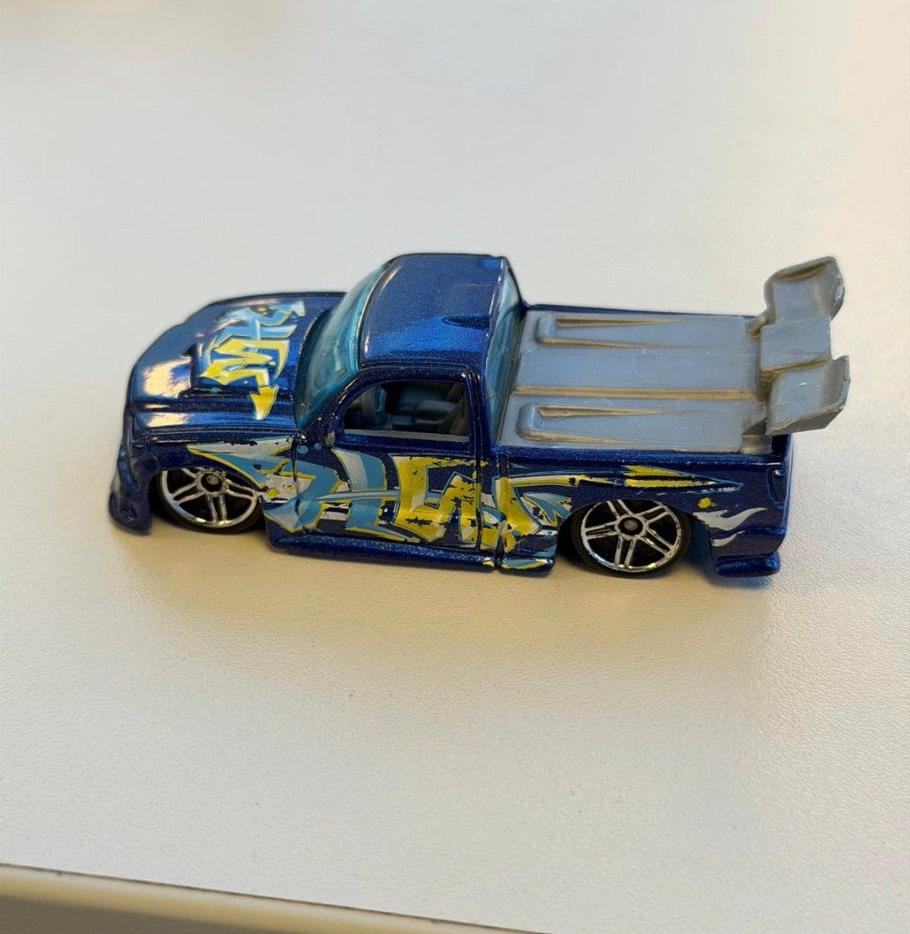 Hot Wheels Super Tuned Pickup Truck car Graffiti 2000 1:64, P, Auto, P, P
