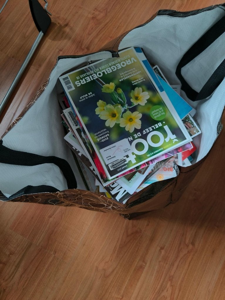 Gratis tas met diverse tijdschriften bijv. voor Moodboard, Boeken, Ophalen, Zo goed als nieuw, Damesbladen