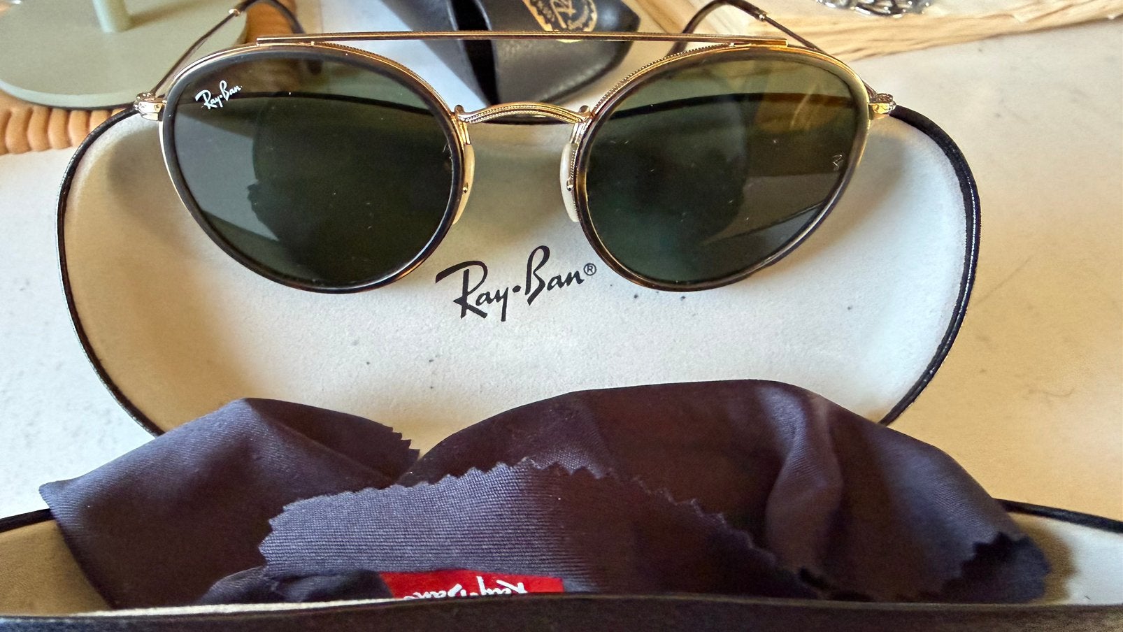 Ray-Ban 1x €75, 2x €125, Sieraden, Tassen en Uiterlijk, Zonnebrillen en Brillen | Dames, Ophalen of Verzenden, Nieuw, Ray-Ban