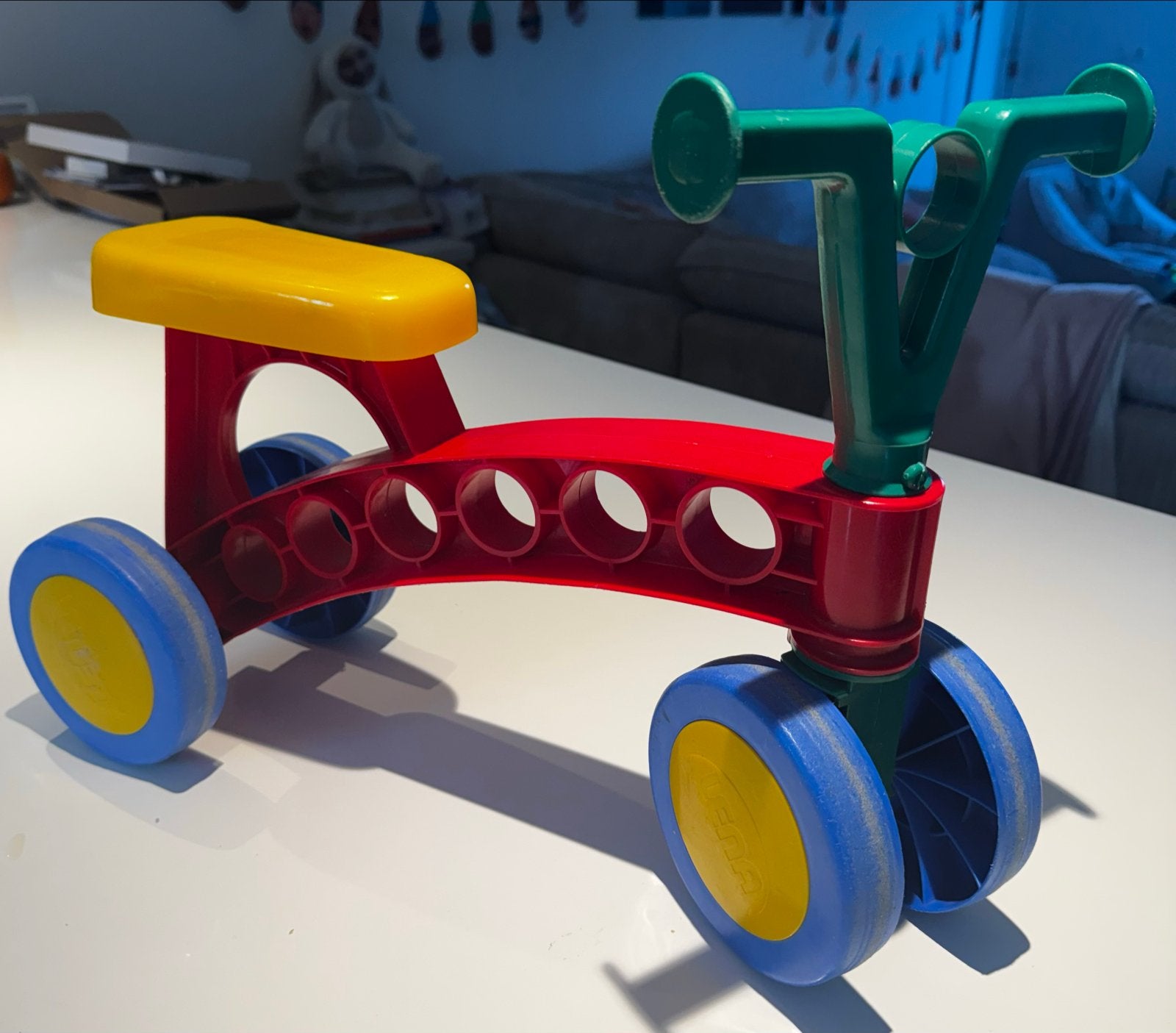 Kleurrijke loopfiets voor baby's en peuters, Kinderen en Baby's, Speelgoed | Buiten | Voertuigen en Loopfietsen, Ophalen of Verzenden
