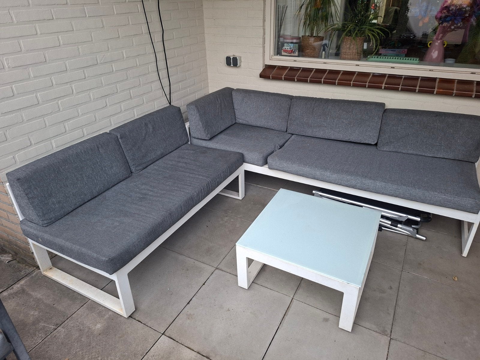 Witte metalen loungeset met antraciet kussens en evt tafel, Ophalen, Gebruikt, Loungeset, Bank