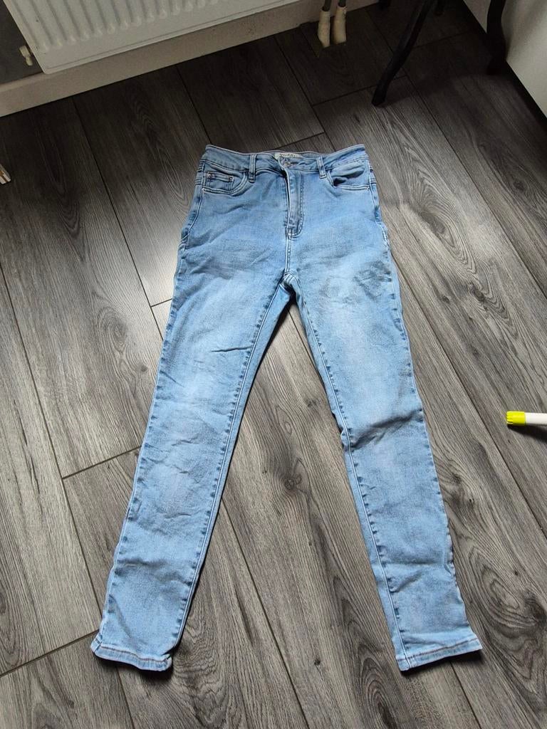 Queen hearts jeans high waist, Blauw, Ophalen of Verzenden, Zo goed als nieuw, W33 - W36 (confectie 42/44)