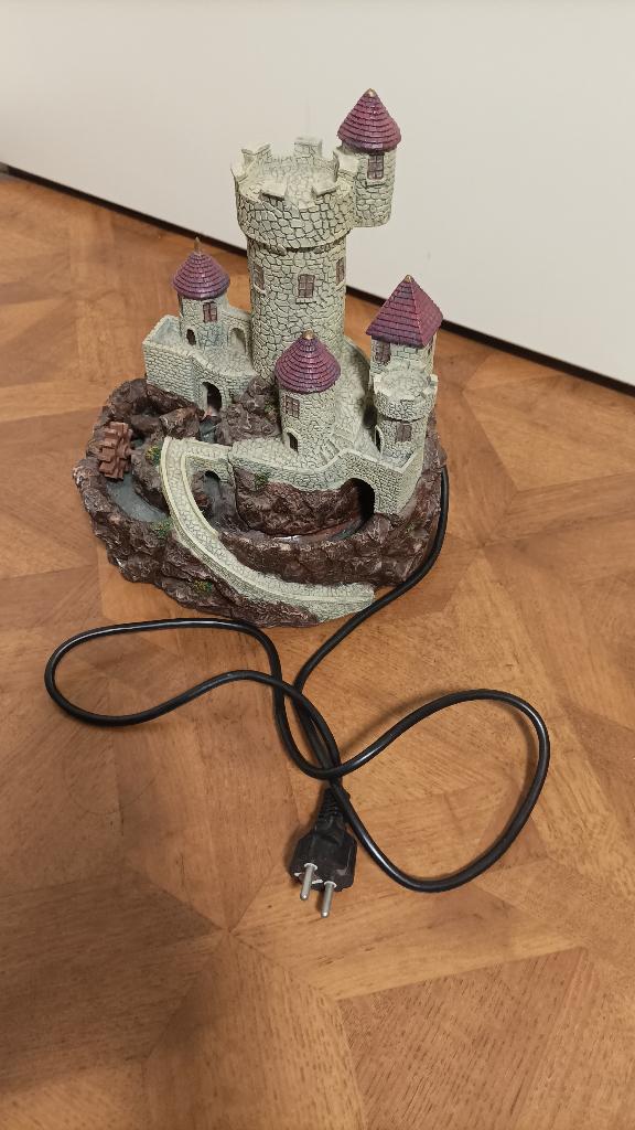 Waterfontein kamerfontein kasteel, Ophalen of Verzenden, Zo goed als nieuw