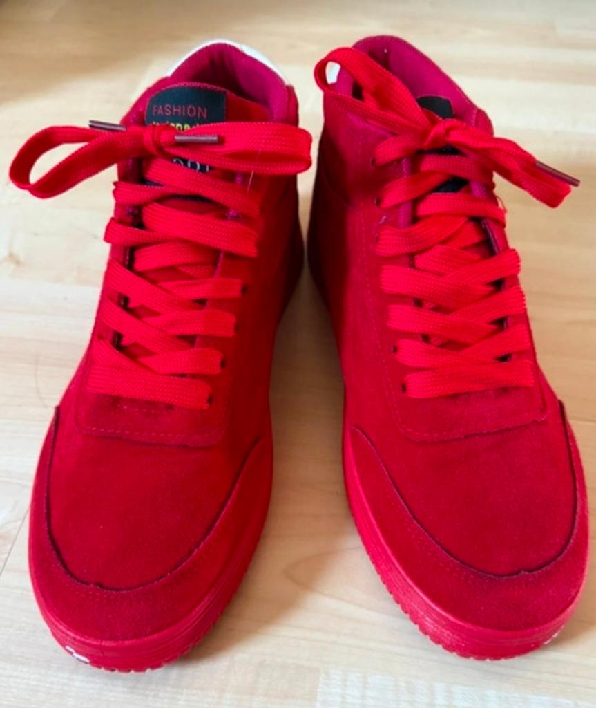Rode sneakers maat 41 1x gedragen, Ophalen of Verzenden, Zo goed als nieuw, Rood, Sneakers of Gympen