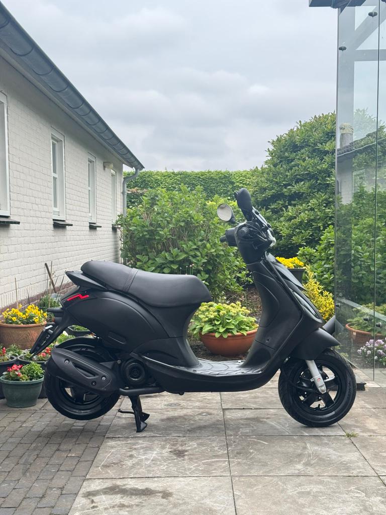 ⭐️Piaggio zip Iget 2021 Mat Zwart Brom SP-Line⭐️, Fietsen en Brommers, Scooters | Piaggio, Niet ingevuld, Niet ingevuld, Niet ingevuld