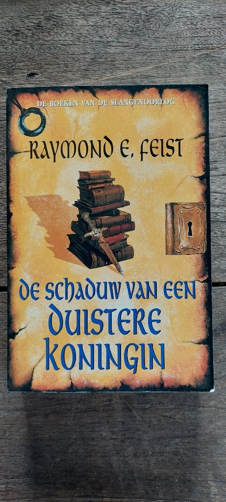 Raymond E. Feist – De Schaduw van een Duistere Koningin, Ophalen of Verzenden, Gelezen