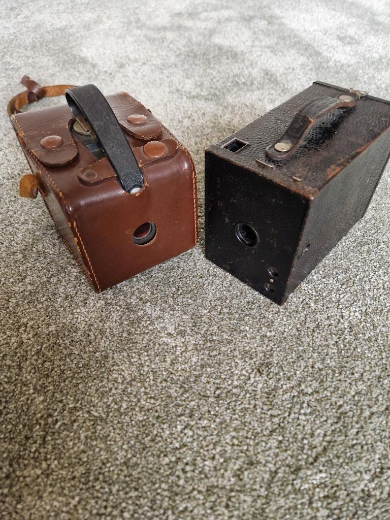 2 x oude camera, Verzamelen, Ophalen of Verzenden, Voor 1940, Fototoestel
