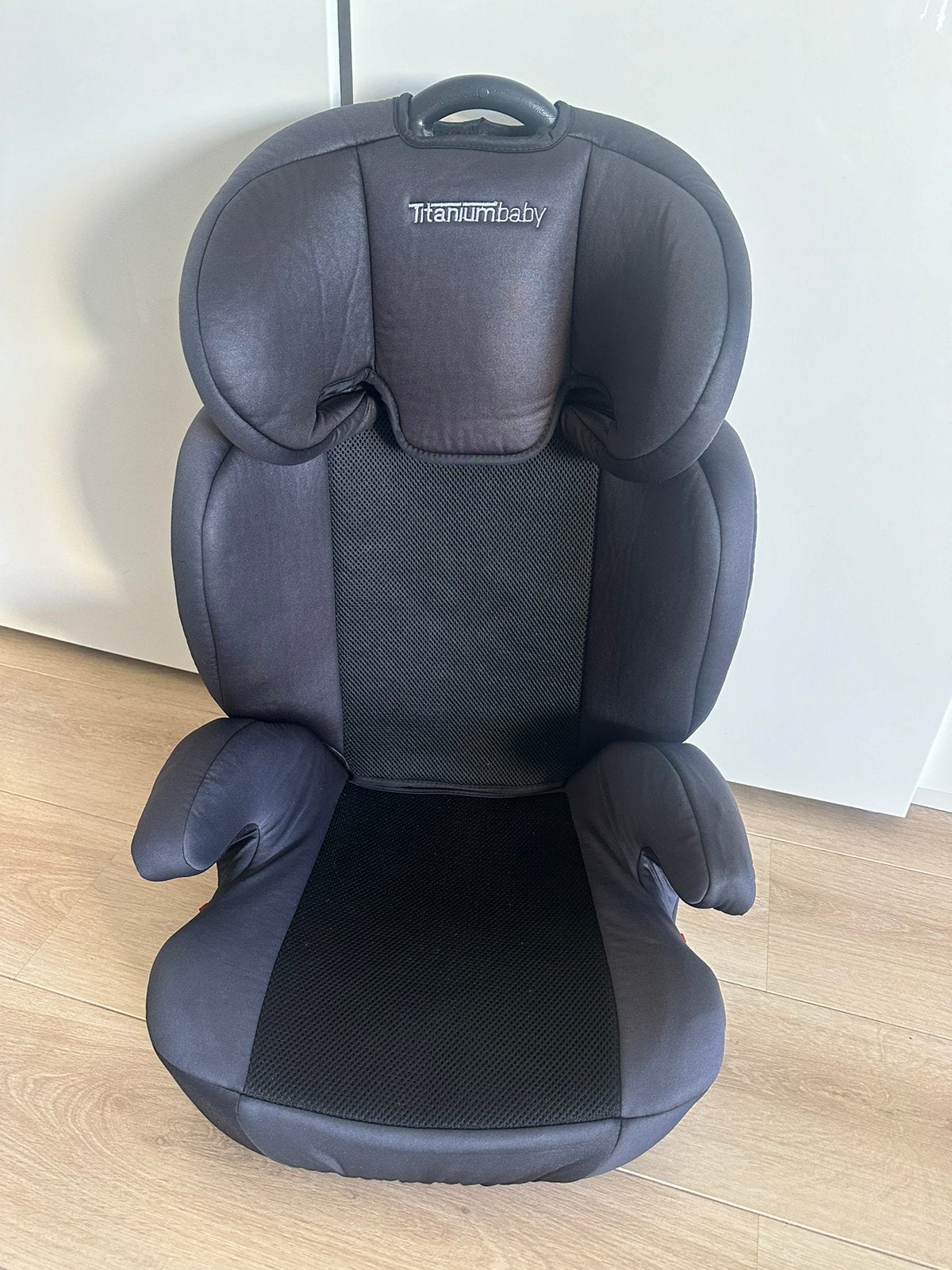 Autostoel Titanium Baby Vidar Isofix Groep 2-3, 15 t/m 36 kg, Afneembare rugleuning, Zo goed als nieuw, Isofix