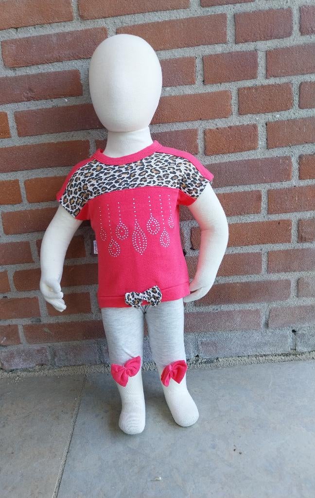 2 Delige set Million donker roze maat 68 NIEUW, SO, Nieuw, Setje, Info@juniorcompany.nl