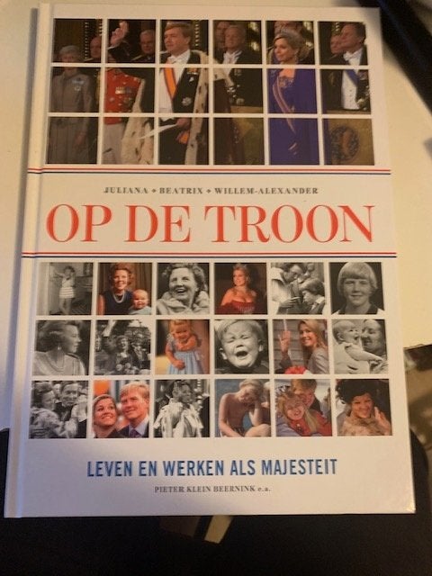 Boek over Juliana, Beatrix en Willem-Alexander, Ophalen of Verzenden, Zo goed als nieuw, Nederland, Tijdschrift of Boek