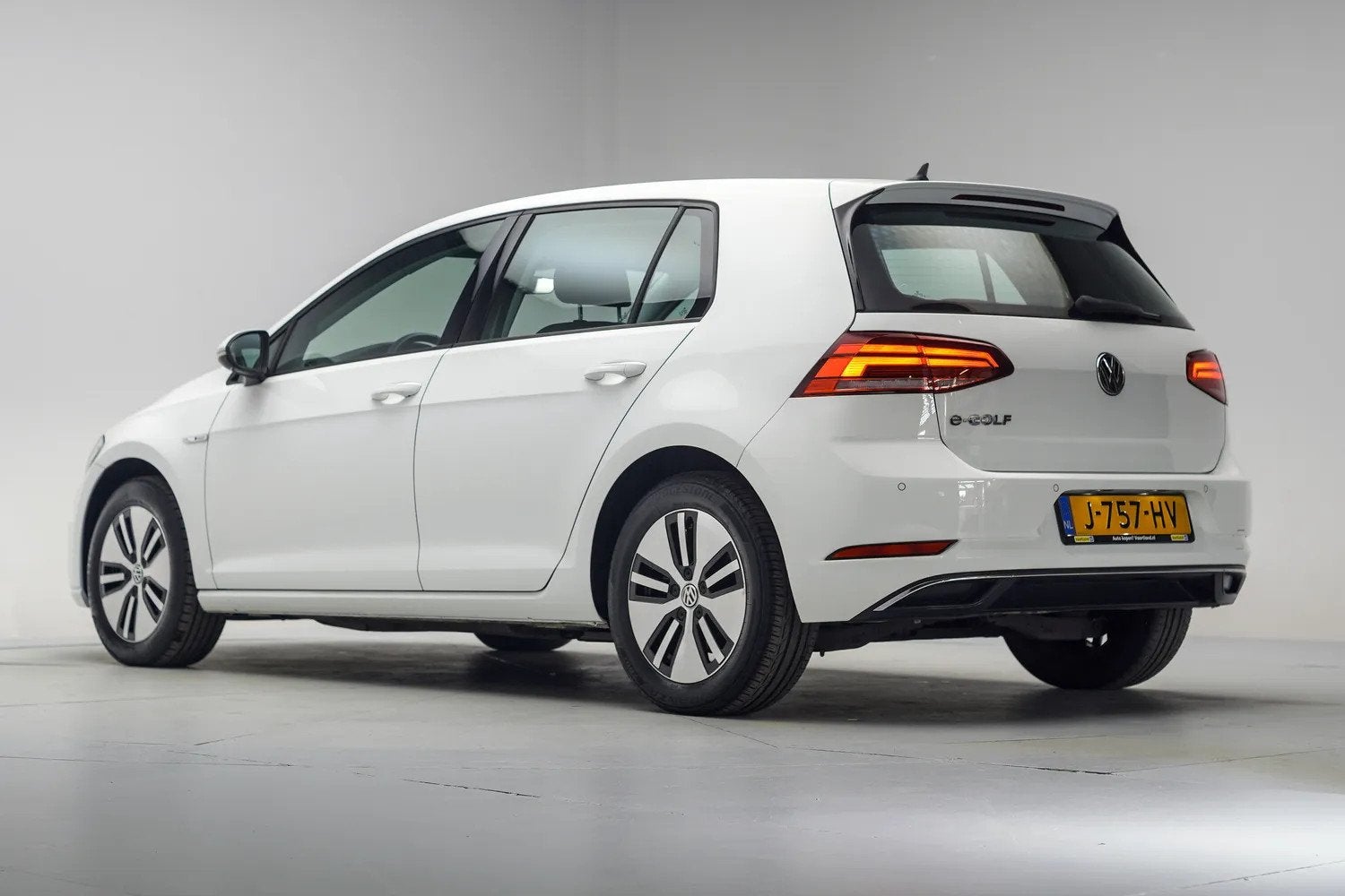 Volkswagen Golf E-DITION [ Adapt.cruise Navi Apple/Android L, Gebruikt, Wit, Origineel Nederlands, Golf