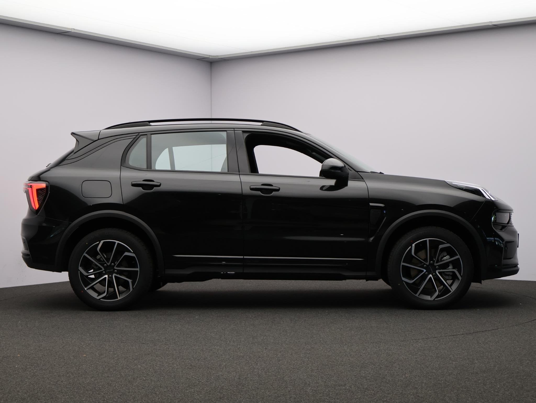 Lynk & Co 01 1.5 Core Demo!| Camera | Stoelverwarming | Carp, Auto's, 1800 kg, Euro 6, 4 cilinders, Alcantara