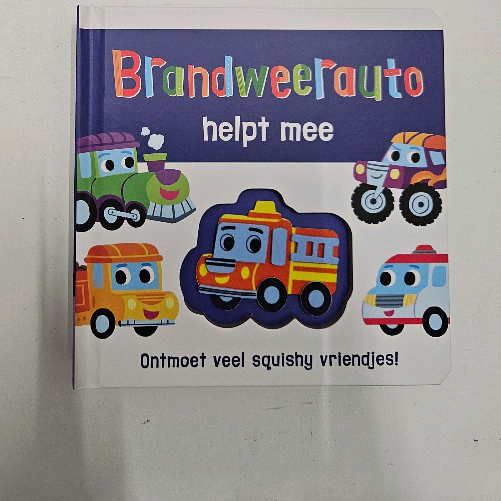 Brandweerauto helpt mee -, Boeken, Ophalen of Verzenden, Zo goed als nieuw
