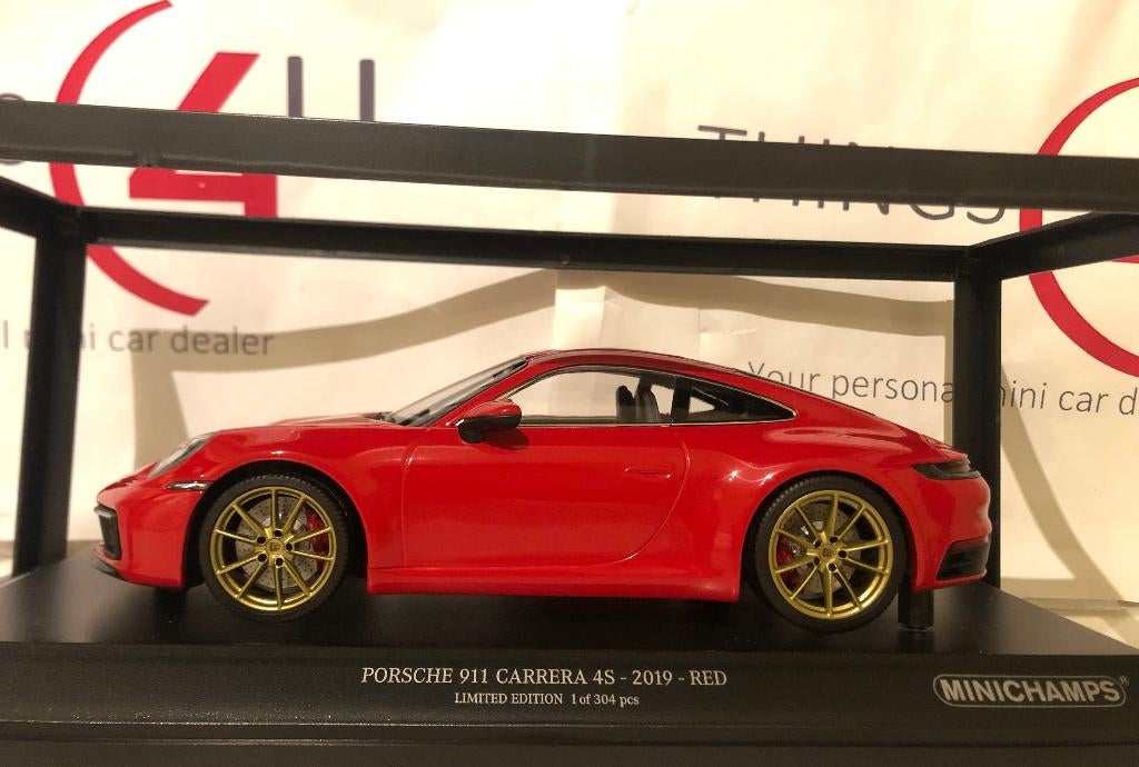 Minichamps 1:18 Porsche 911 Carrera 4S (992) in Guards Red, Hobby en Vrije tijd, Modelauto's | 1:18, Ophalen of Verzenden, Nieuw