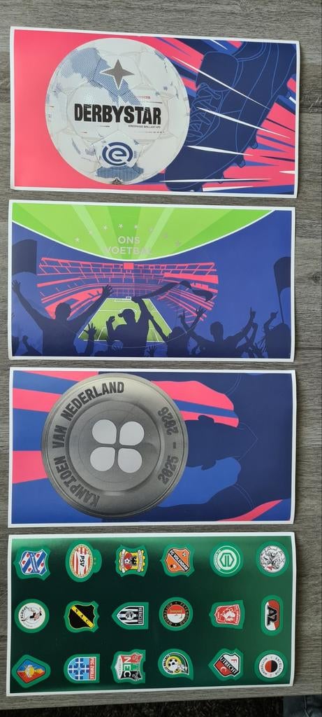 4 XXL Stickers van de plus actie 2026, Verzamelen, Supermarktacties, Plus, Ophalen of Verzenden