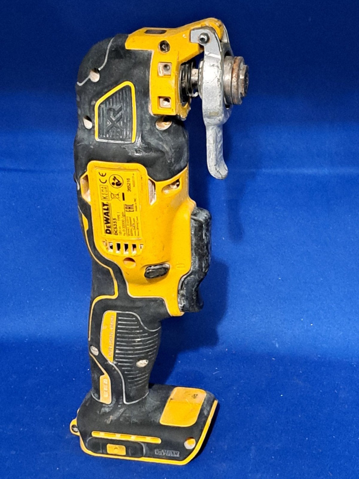 Dewalt DCS 355 18V borstelloze multitool
€69