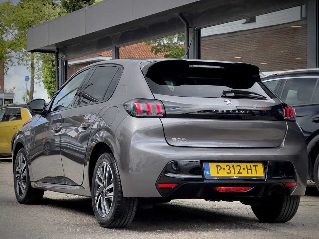 Peugeot 208 1.2 AUT8 ALLURE NAVI AIRCO APPLE-CARPLAY LED LMV, Auto's, Peugeot, Parkeersensor, 101 pk, Gebruikt, Euro 6