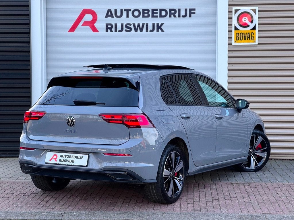 Volkswagen Golf 1.4 eHybrid GTE Pano/Leer/Camera/Matrix, Automaat, 12 maanden, Gebruikt, Euro 6