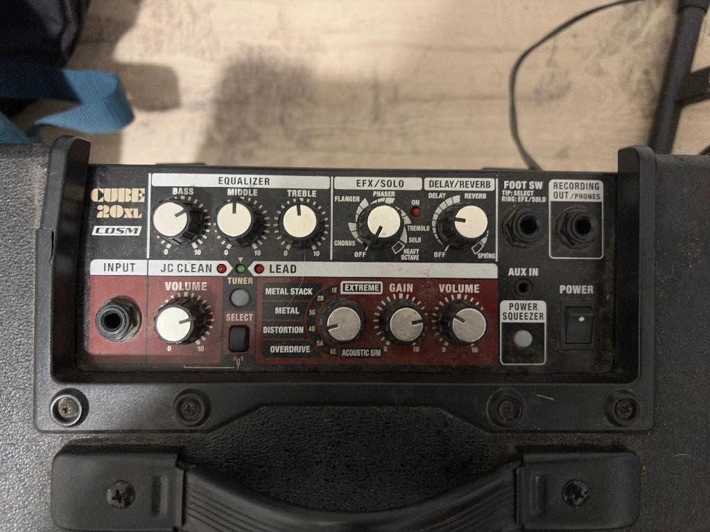 Roland Cube 20XL, Muziek en Instrumenten, Versterkers | Bas en Gitaar, Ophalen of Verzenden, Gebruikt, Gitaar, Minder dan 50 watt