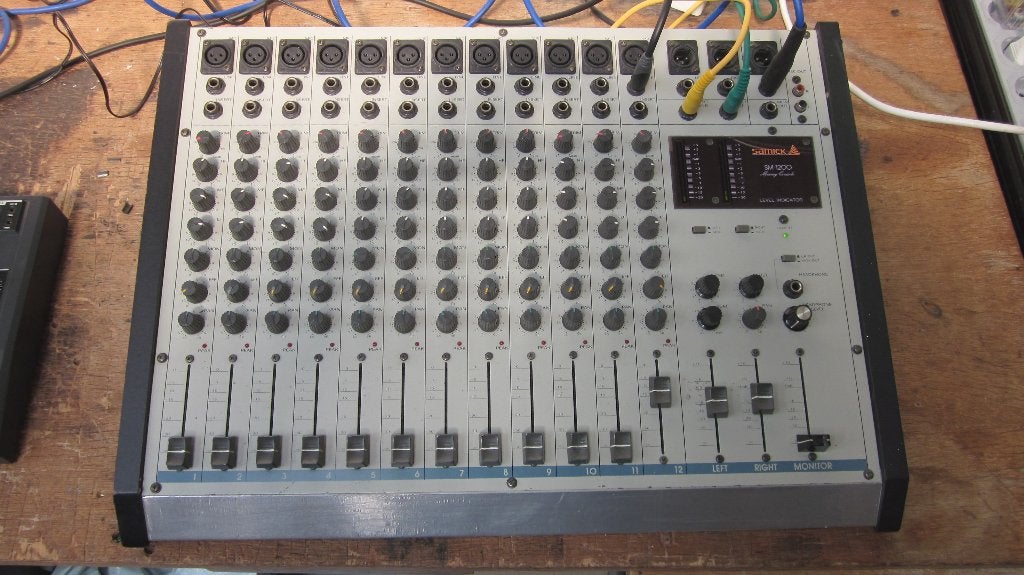 Samick SM-1200 Mixing Console, Muziek en Instrumenten, Mengpanelen, Ophalen of Verzenden, Gebruikt, 10 tot 20 kanalen, Microfooningang
