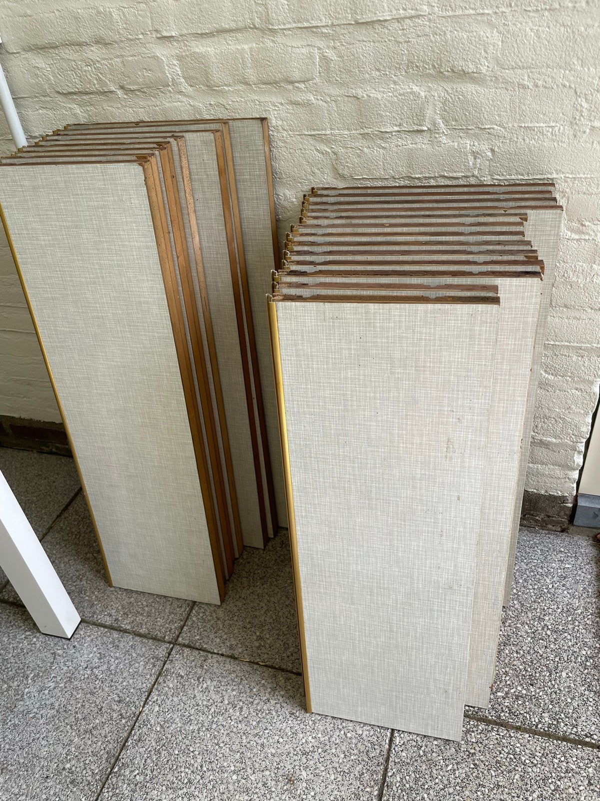 Diverse stevige planken, formica bekleding met muurstangen, Ophalen, Gebruikt