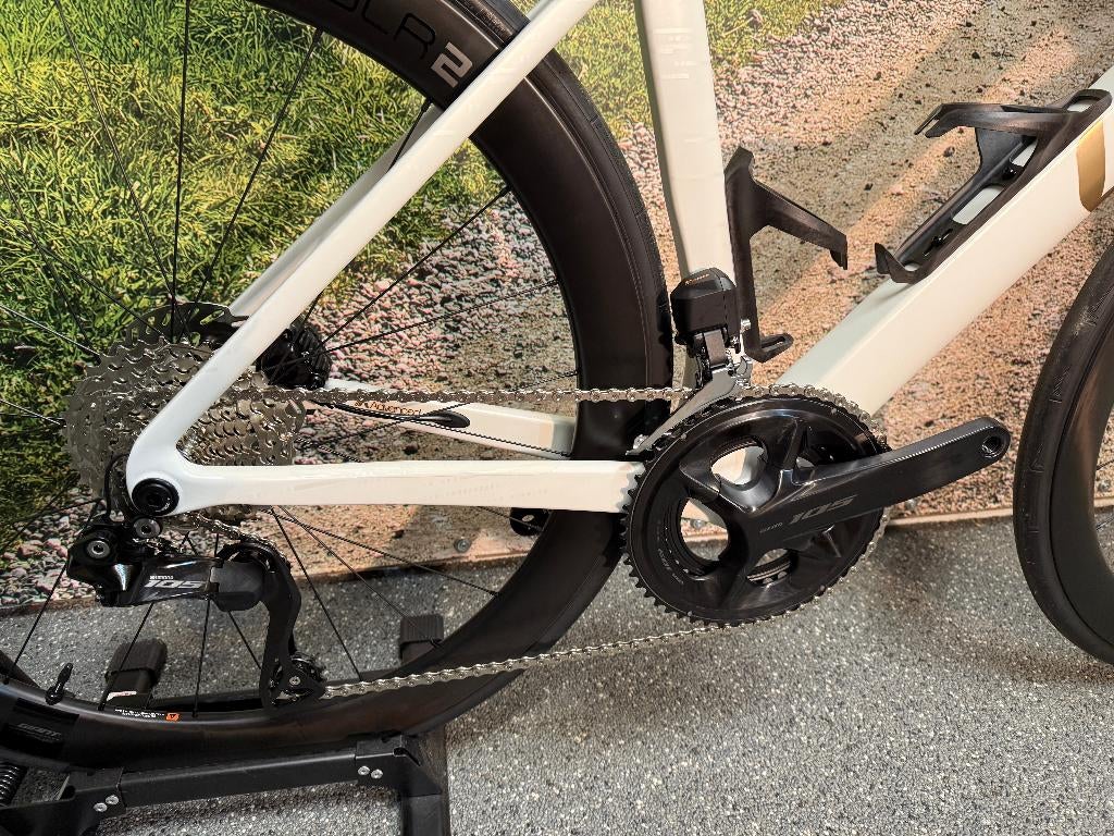 LIV EnviLiv Advanced 1 S 2026 105 DI2 Carbon Wielen € 4399,-, Fietsen en Brommers, Fietsen | Racefietsen, Ophalen, 28 inch, Carbon