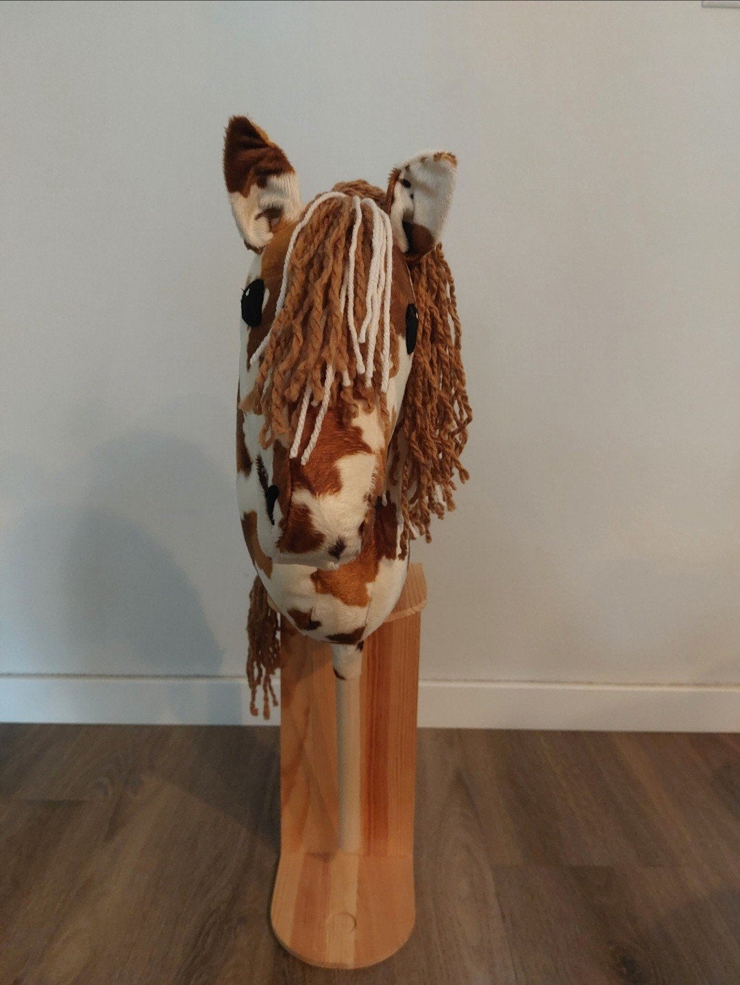 hobby horse gevlekt bont 2, Ophalen of Verzenden, Nieuw