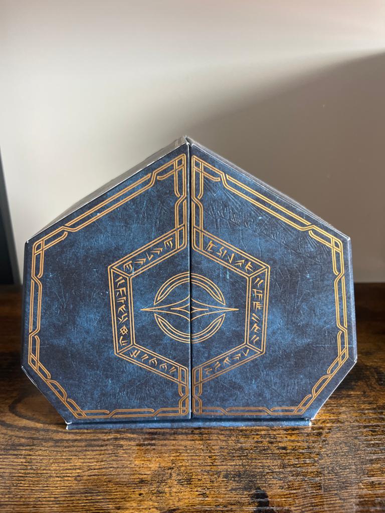 Tomorrowland 2025 doos met bracelet, Tickets en Kaartjes, Evenementen en Festivals, Eén persoon