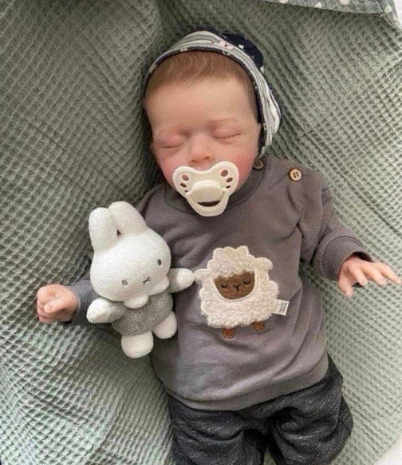 Reborn baby boy 💙 slapend, Verzenden, Zo goed als nieuw, Babypop, Levensecht of Reborn