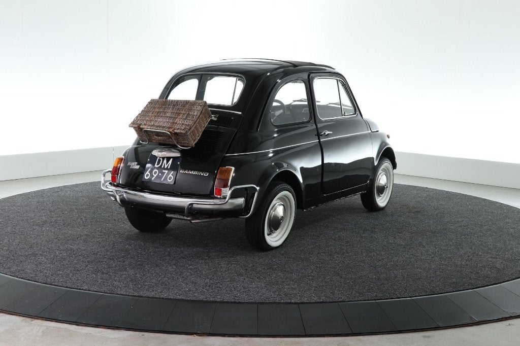 Fiat 500 0.5 L 1970 Zwart, Achterwielaandrijving, 499 cc, Zwart, Leder