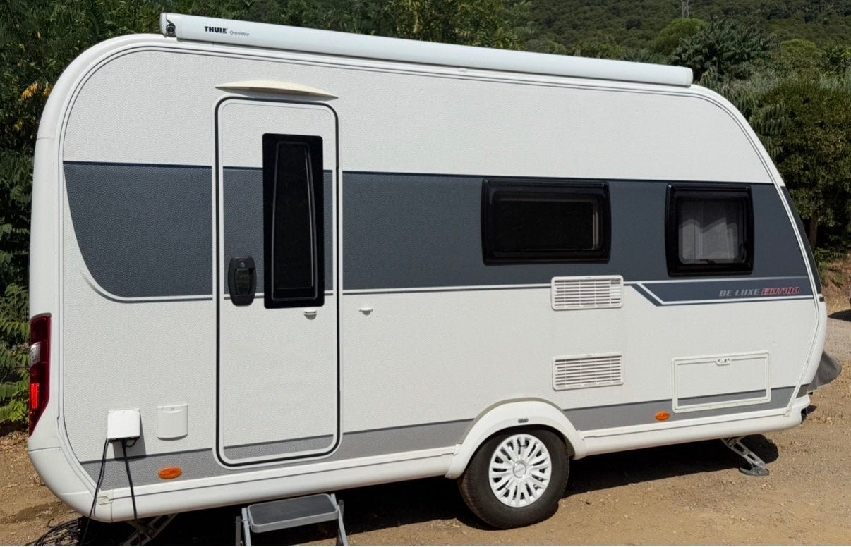 Hobby 440 SF caravan - 2018, Caravans en Kamperen, Caravans, Particulier, tot en met 4, 1000 - 1250 kg, Treinzit, Hobby, Dwarsbed