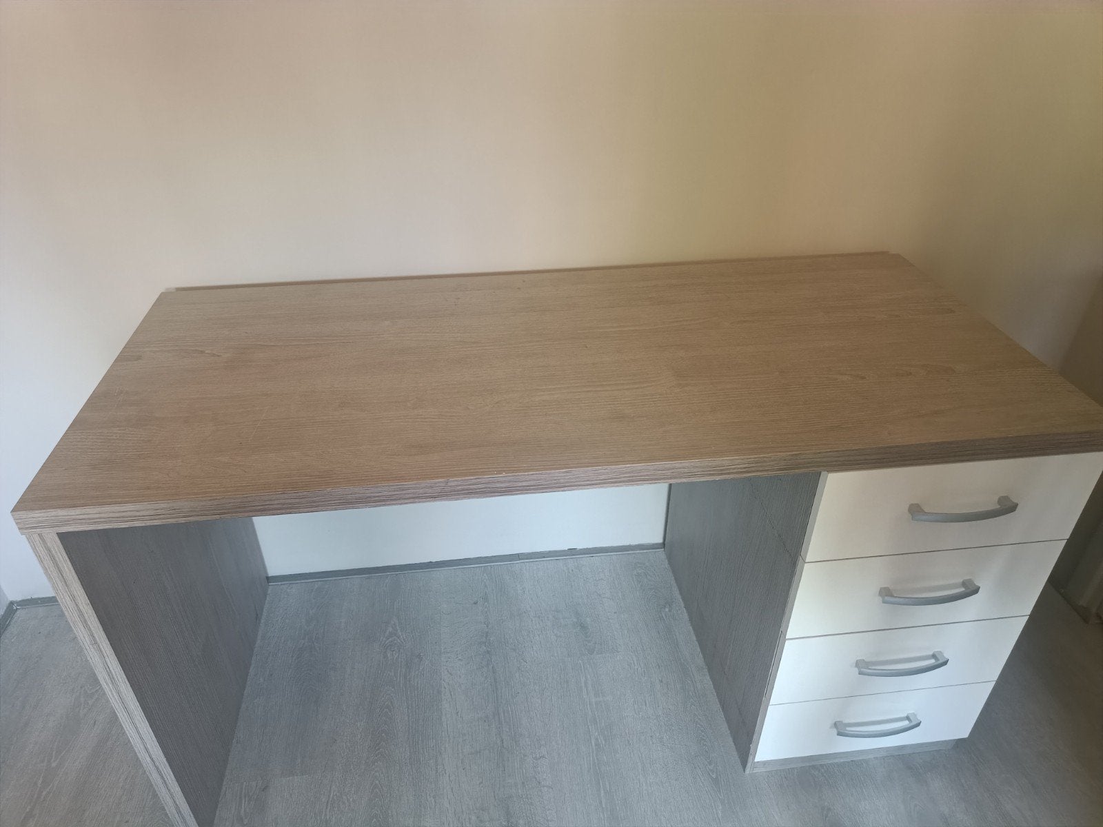 bureau wit eiken evt met bed, Ophalen, Gebruikt