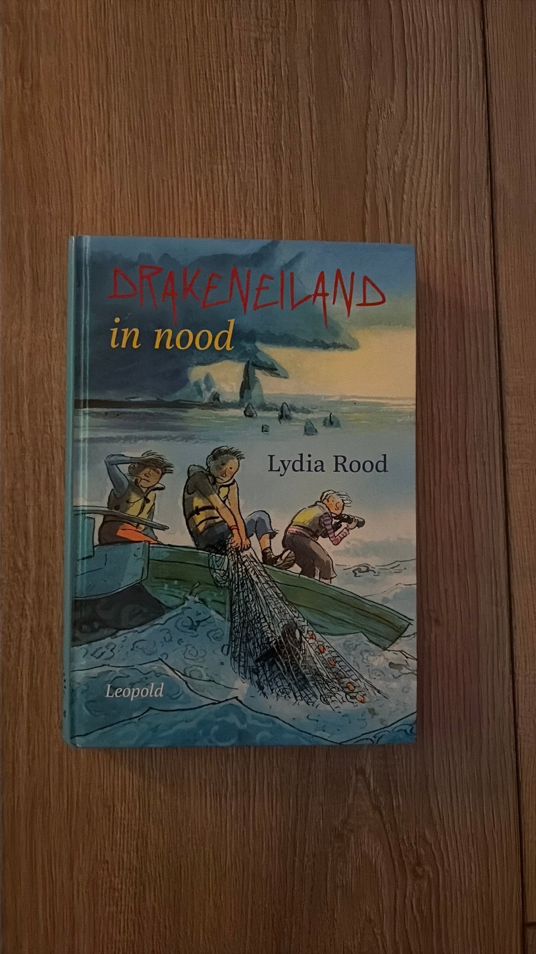 Boek Drakeneiland in nood, Ophalen of Verzenden, Zo goed als nieuw