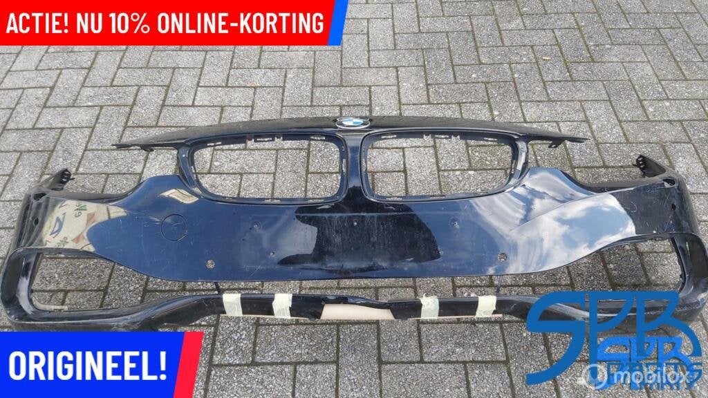 Voorbumper BMW 4-SERIE F32 F33 F36 SRA 4XPDC CAM 51117294651, Gebruikt, Voor, Ophalen of Verzenden, Bumper