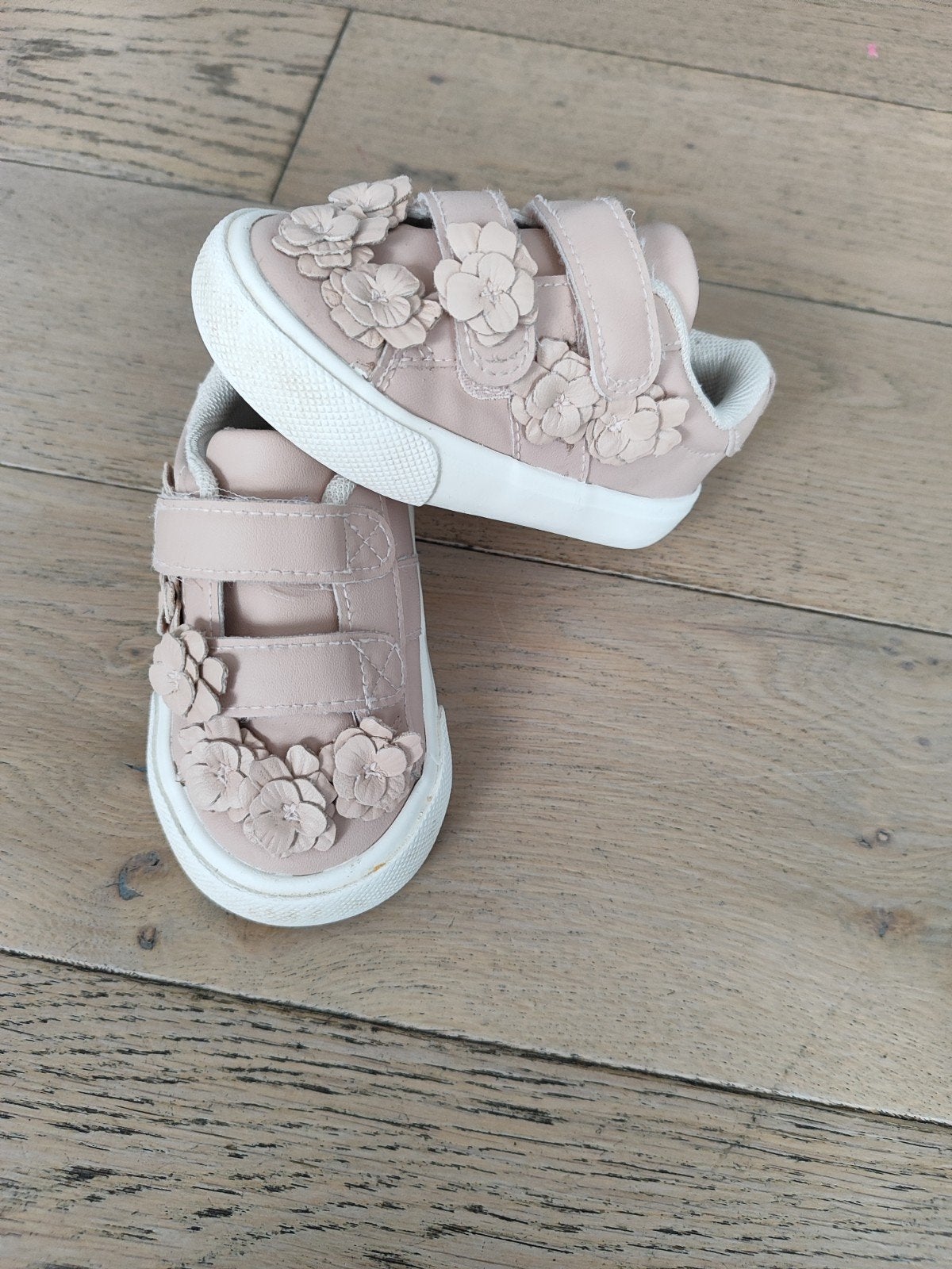 Schoentjes met bloemen - Maat 20/21, Kinderen en Baby's, Ophalen, Meisje, Onbekend, Gebruikt