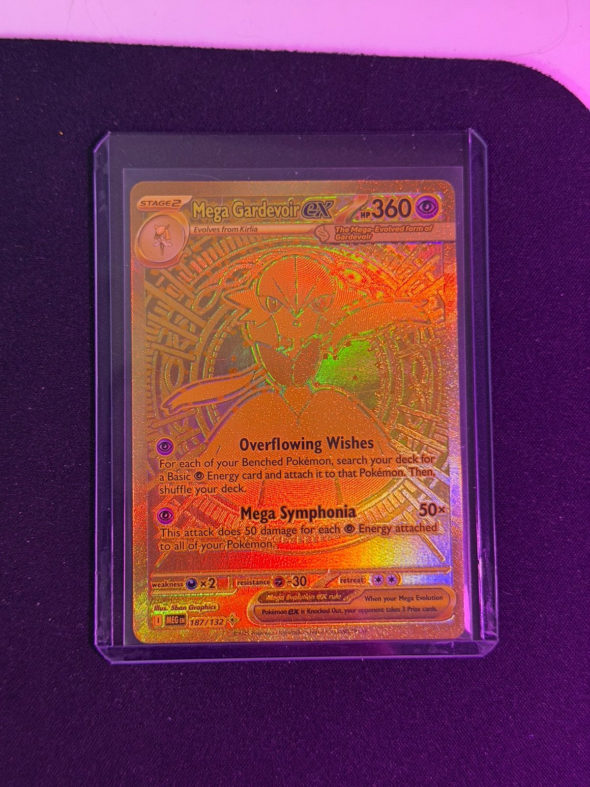 Pokemon Mega Gardevoir EX Gold 187/132, Hobby en Vrije tijd, Ophalen of Verzenden, Zo goed als nieuw