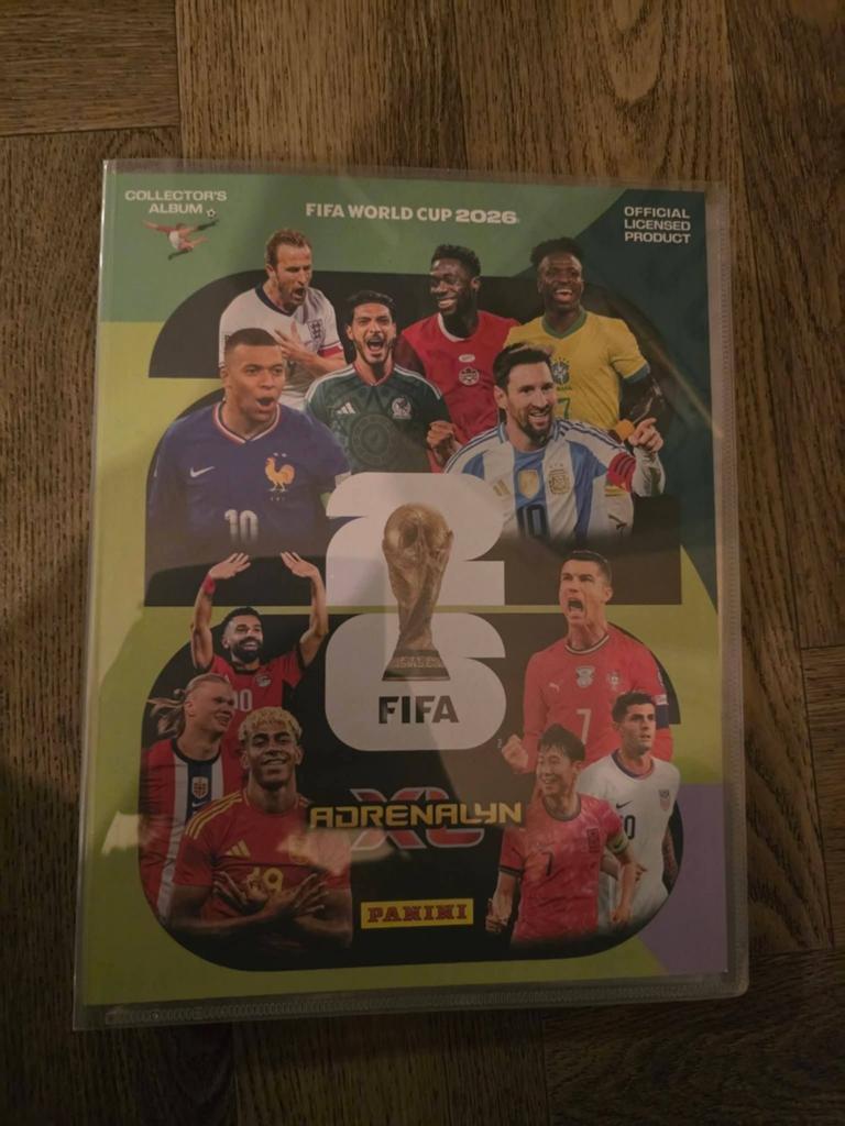 Panini fifa world cup, adrenalyn 2025, 2026 voetbal kaarten, Hobby en Vrije tijd, Stickers en Plaatjes, Ophalen of Verzenden, Zo goed als nieuw