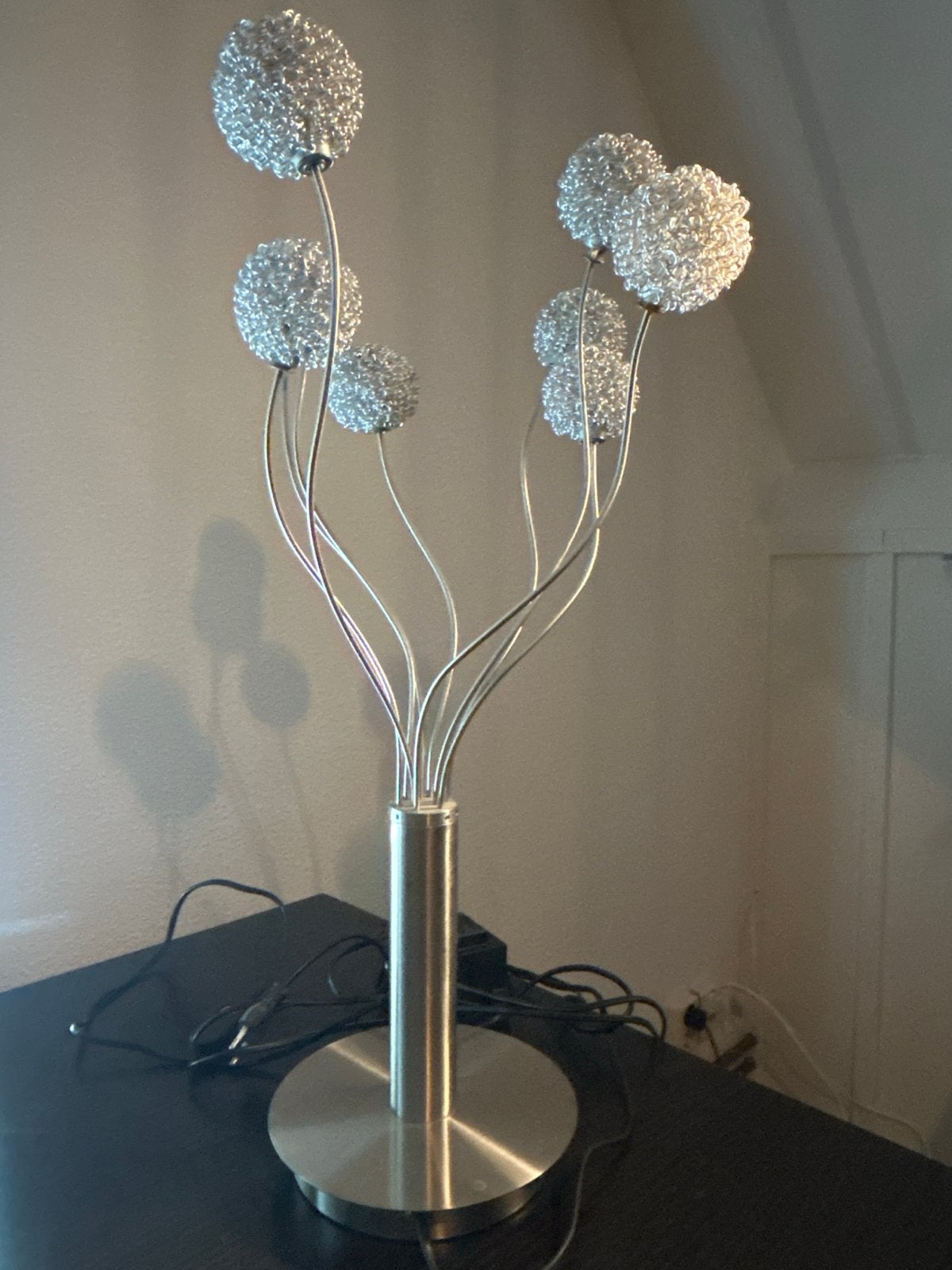Moderne tafellamp met 5 lichtpunten, zilverkleurig, Huis en Inrichting, Lampen | Tafellampen, Ophalen, Gebruikt, Overige merken