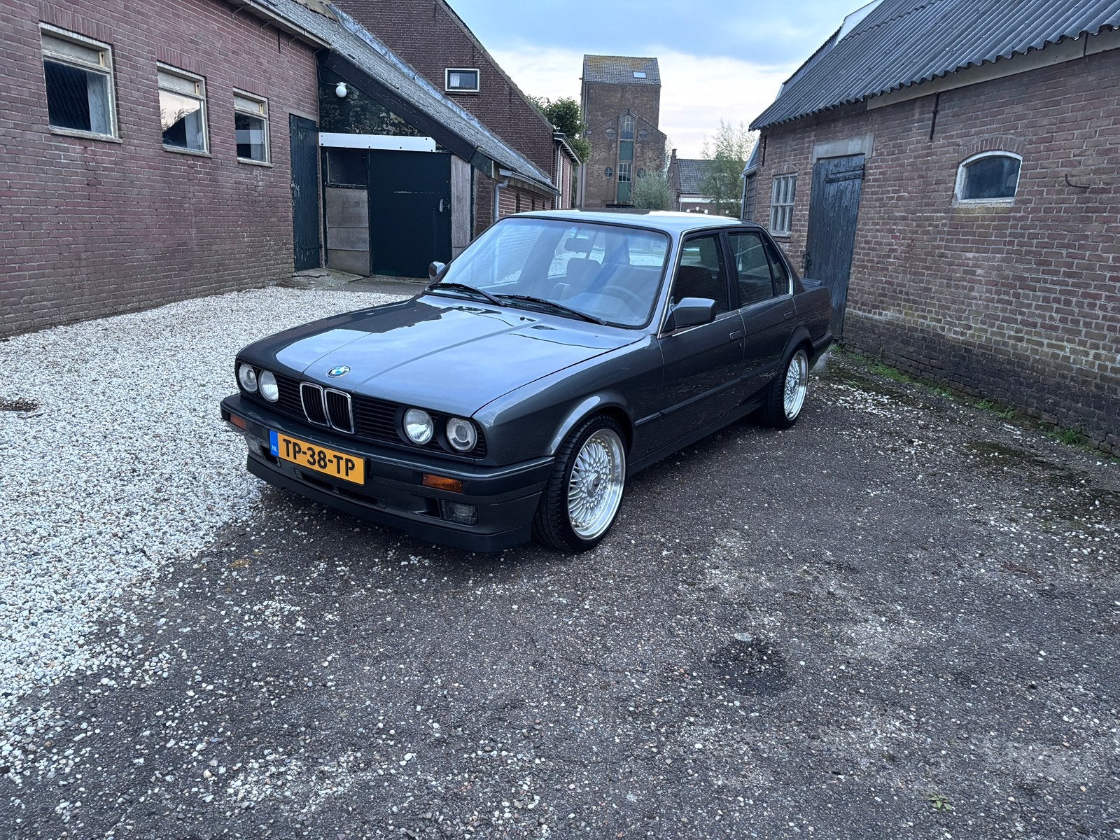 BMW E30 325i 1988, Auto's, 2500 cc, Leder en Stof, Bedrijf, Handgeschakeld