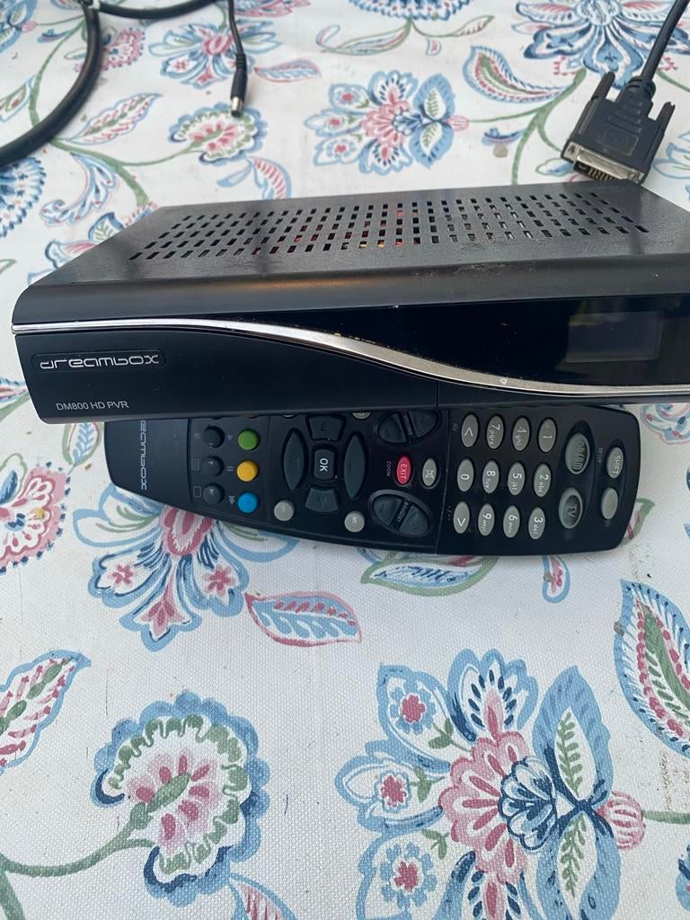 Dreambox DM800 HD PVR satellietontvanger met afstandsbedieni, Ophalen of Verzenden, Gebruikt, Harddiskrecorder