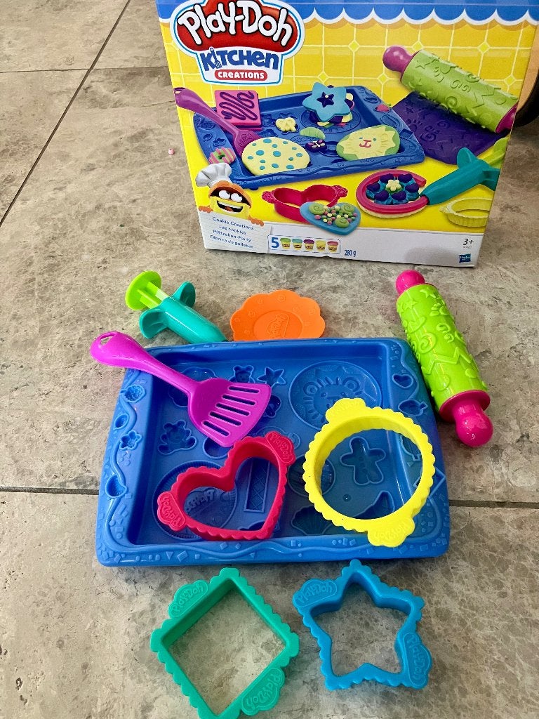 Play doh attributen, Ophalen, Zo goed als nieuw